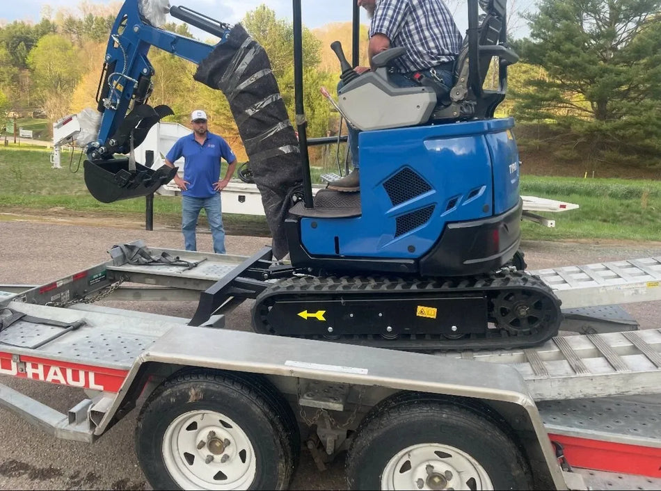 2025 New Mini Excavator Crawler EPA certified USA KUBOTA Diesel D902