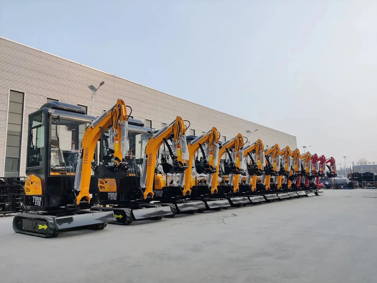 4,000 lbs Terror XVIII Mini Excavator, EPA Certified KUBOTA D902 Diesel Machine